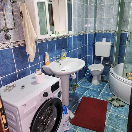 Sarajevo Spacious Fully Air-conditioned With Parking And Bbq Apartman