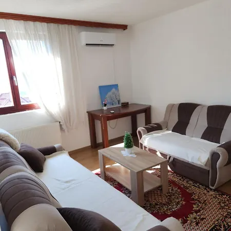 Sarajevo Spacious Fully Air-conditioned With Parking And Bbq * Vogošća